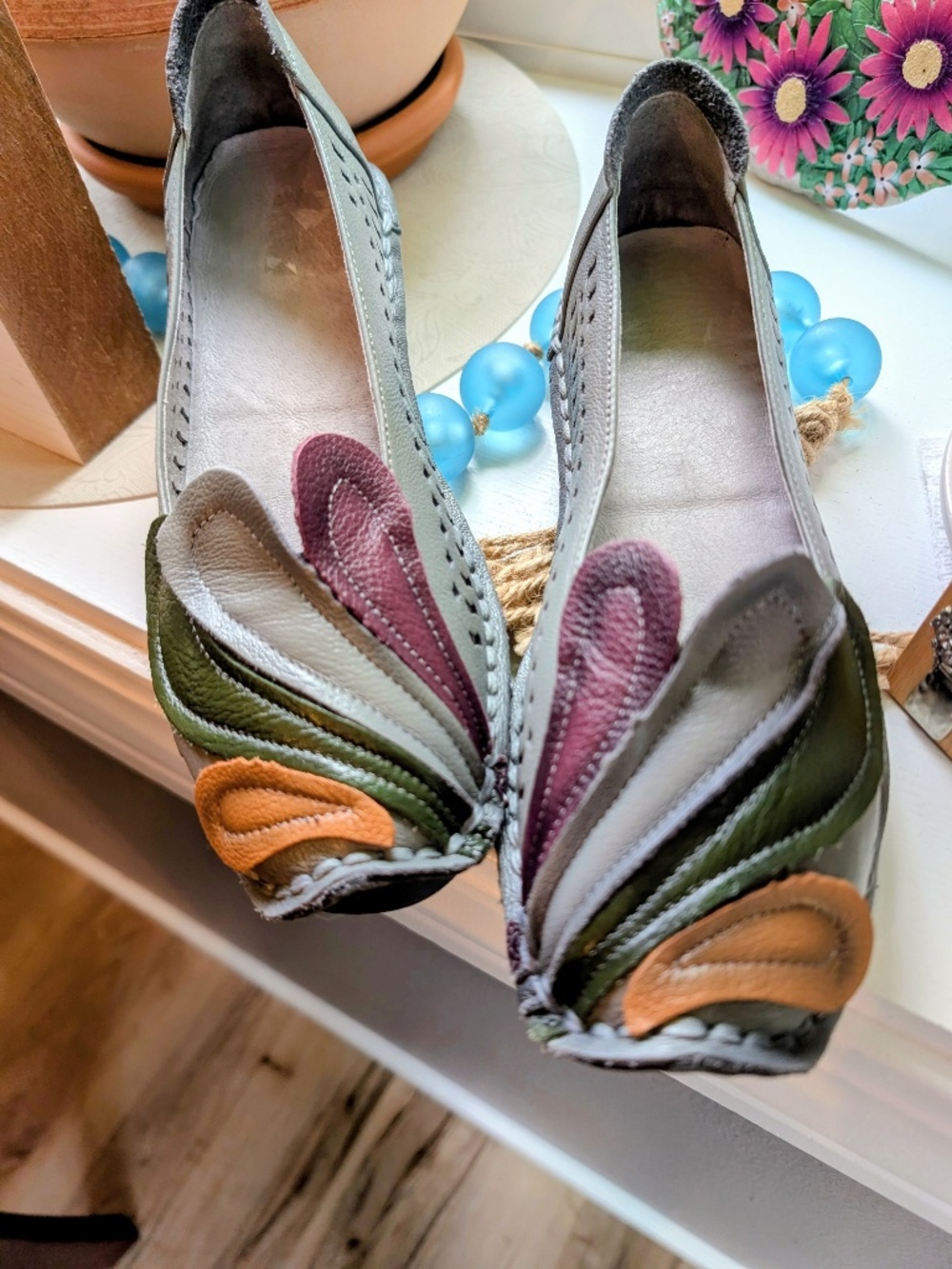 Socofy “Danifer” Handcrafted Genuine Leather Leaf Flats